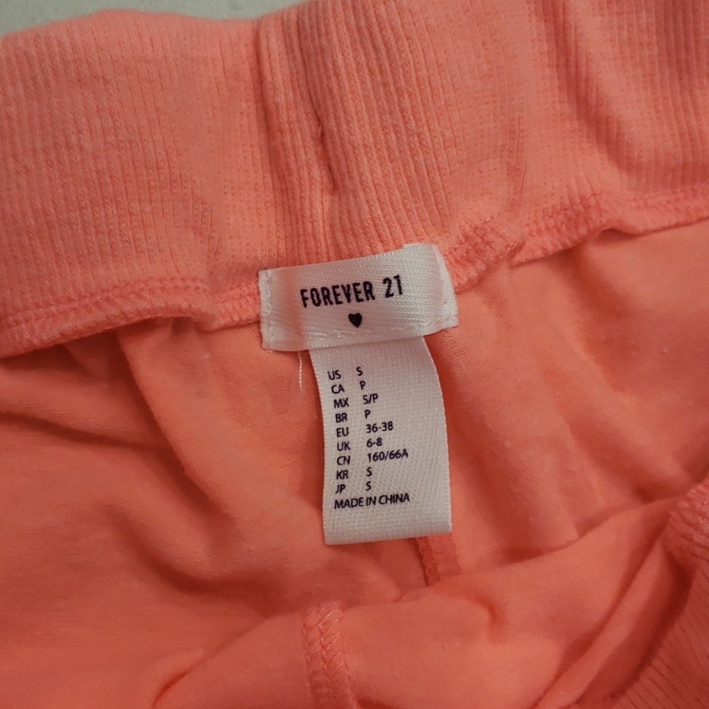 Pajama set - Picture 4 of 5